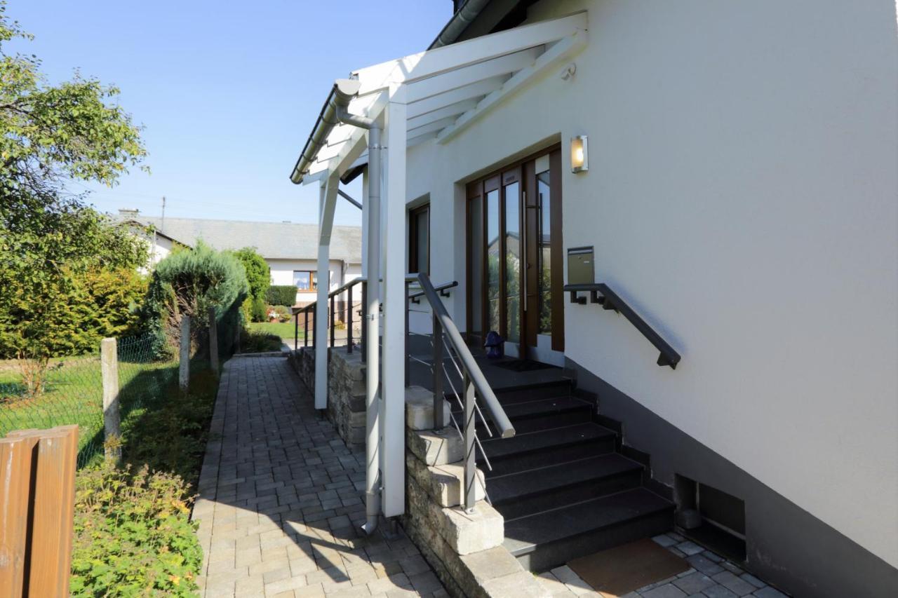 Ferienhaus Daeschinger Der Goldene Mond Mastershausen Екстериор снимка